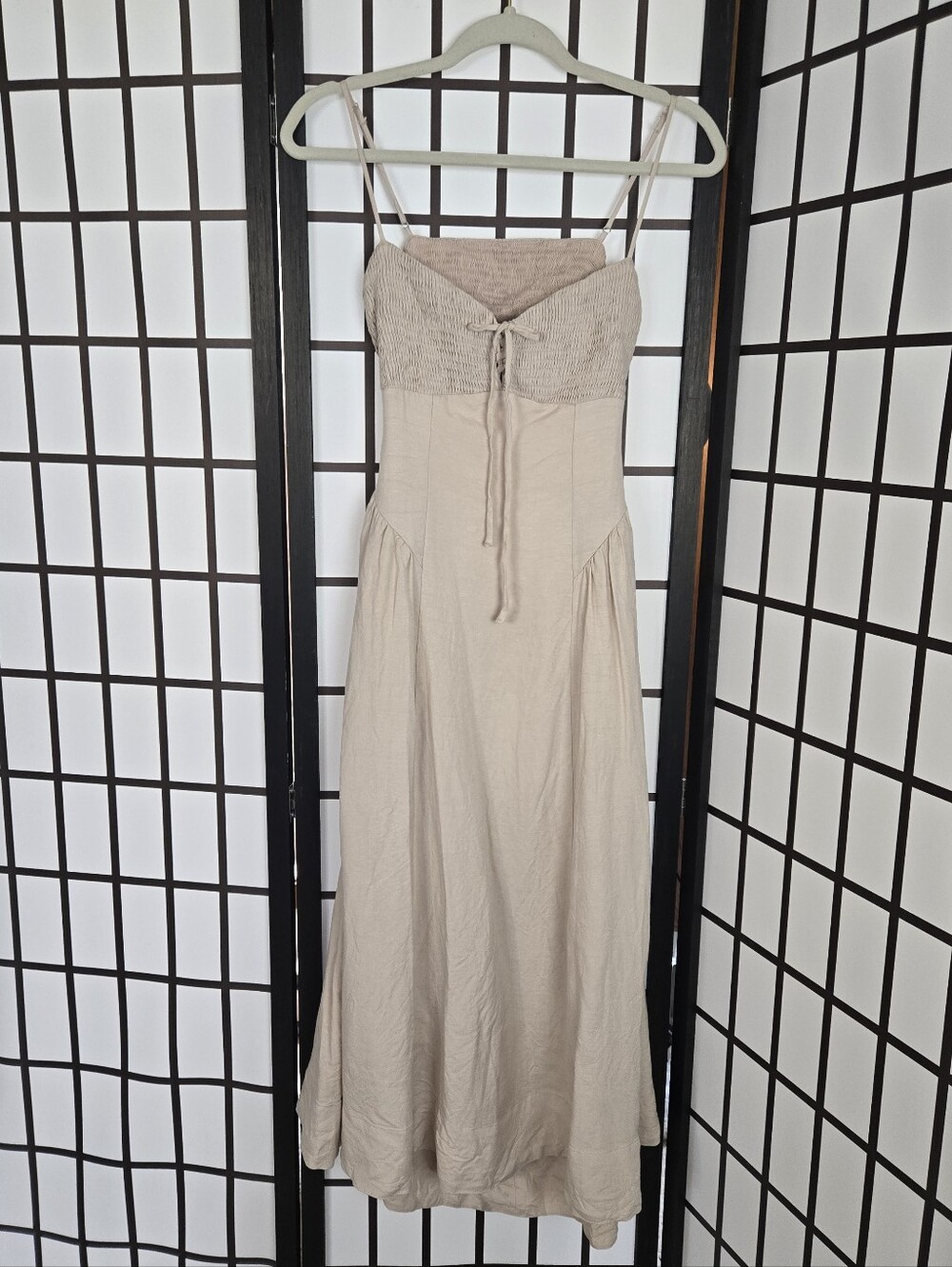 Astr Sarai Spaghetti Strap Midi Light Beige Linen Blend Dress - Picture 2 of 12